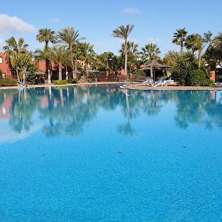 Tamarindo I Piscinas De Agua Salada Apartman Corralejo Kültér fotó