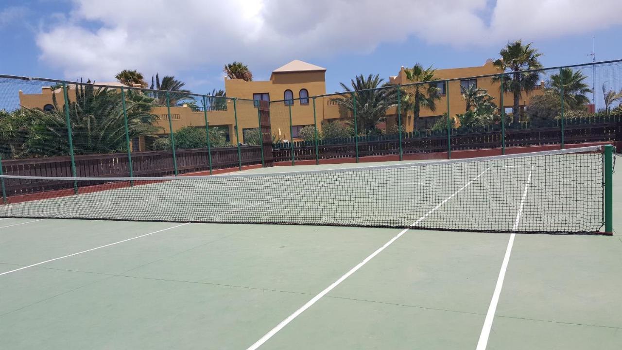 Tamarindo I Piscinas De Agua Salada Apartman Corralejo Kültér fotó