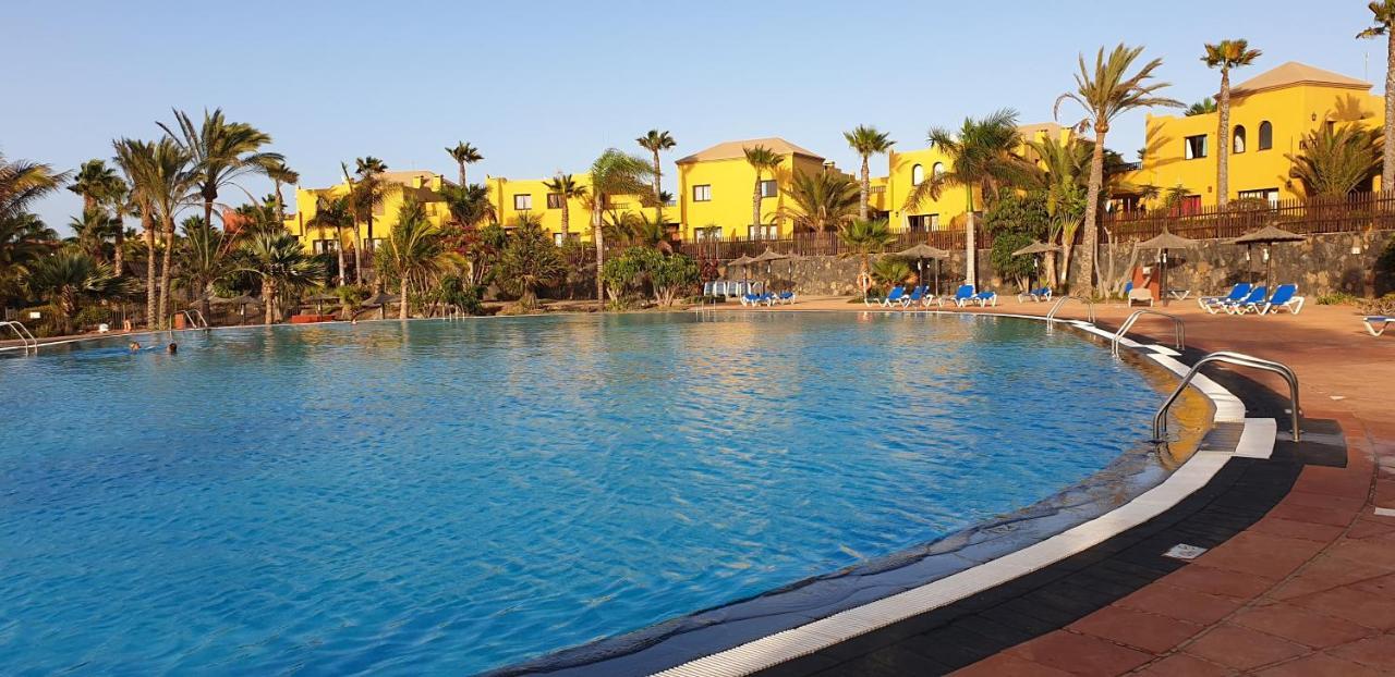 Tamarindo I Piscinas De Agua Salada Apartman Corralejo Kültér fotó